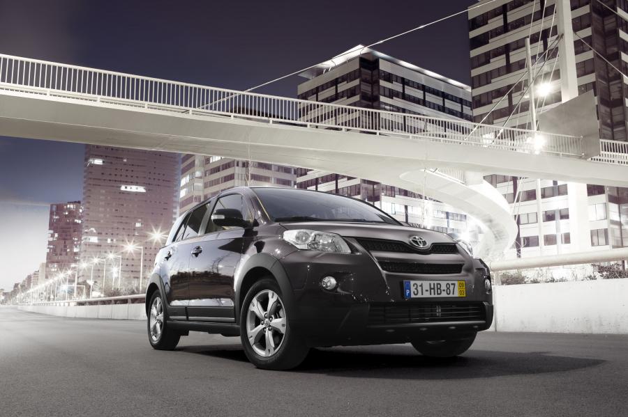  Toyota Urban Cruiser 2009 года  (фото 58 из 113)